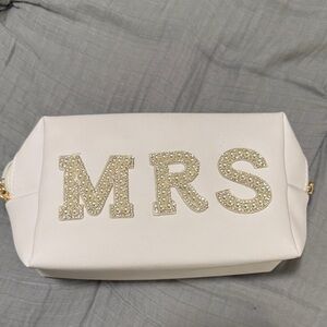 Pearly White 'MRS' Pouch